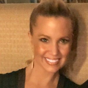 Meet your Posher, Renee